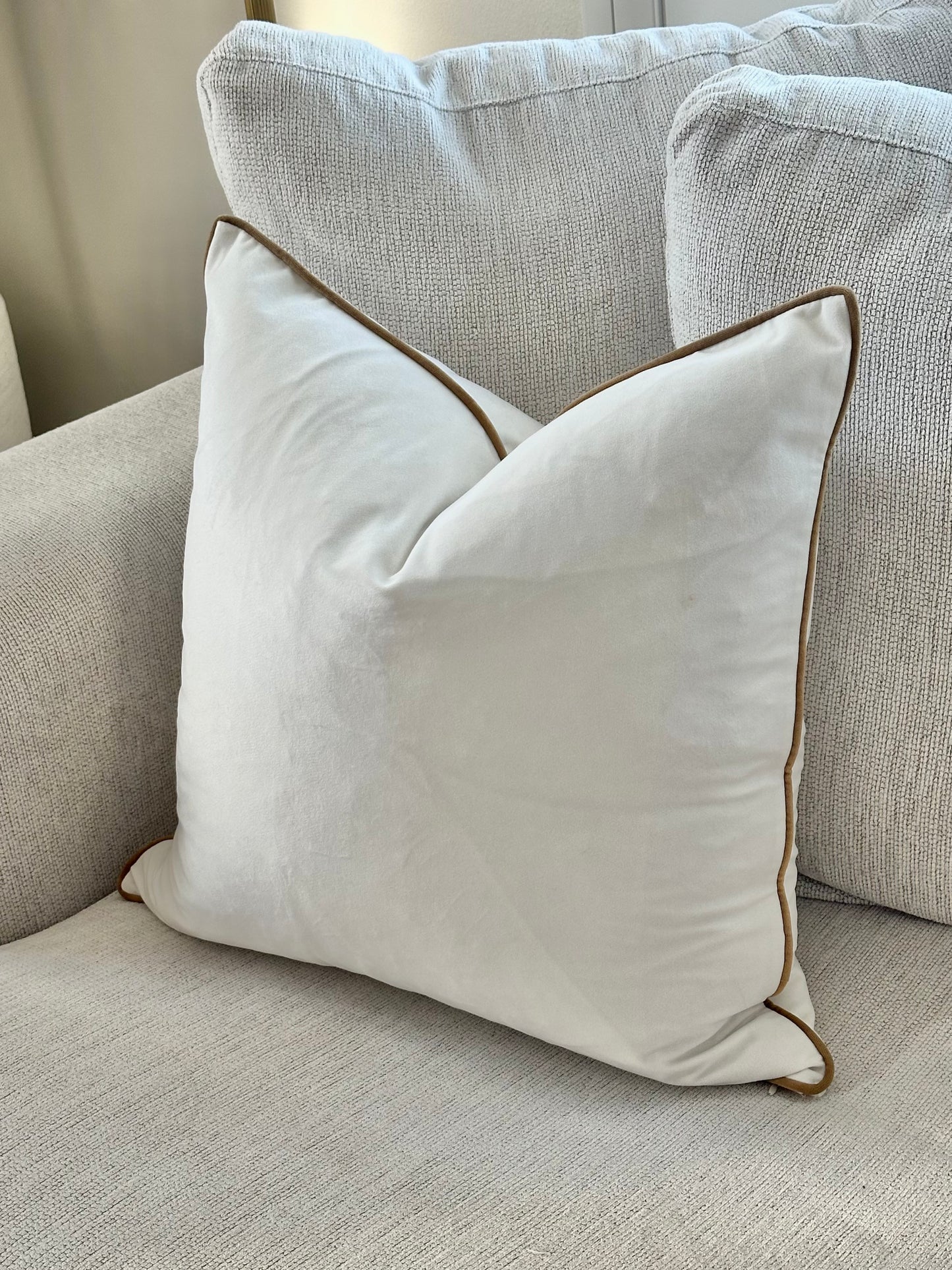 Selina Cushion