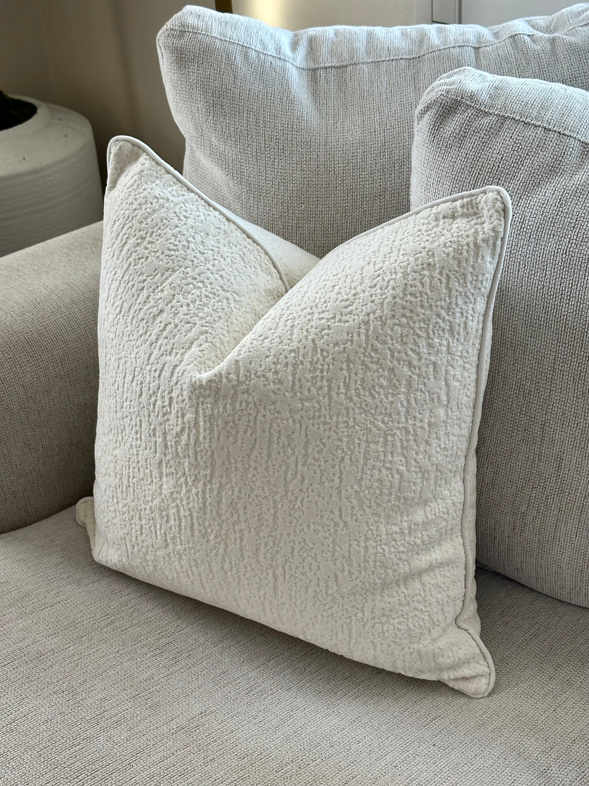 Ivory Textured Luxe Cushion