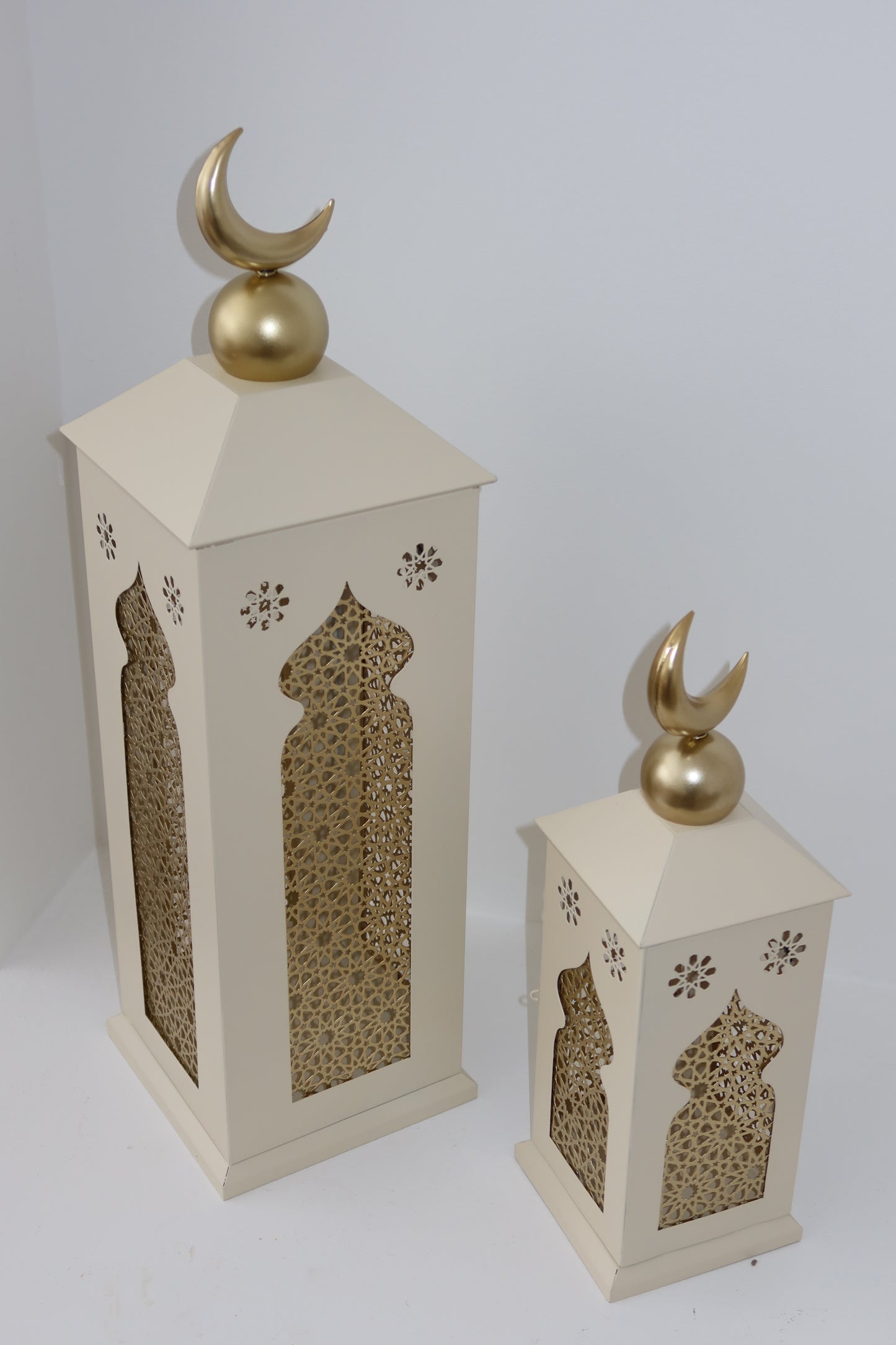 Crescent Lantern set