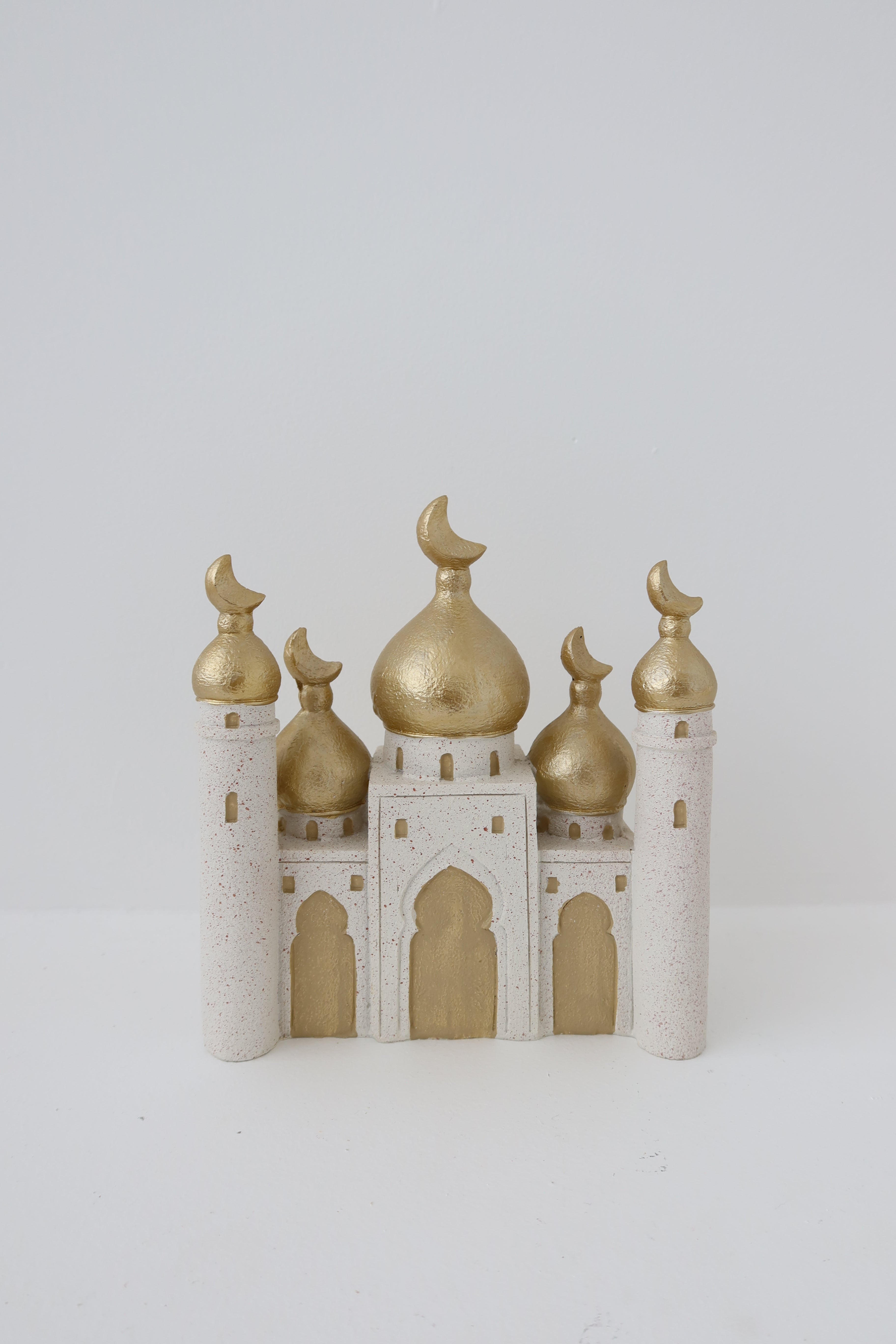 Crescent Dome Mosque Décor