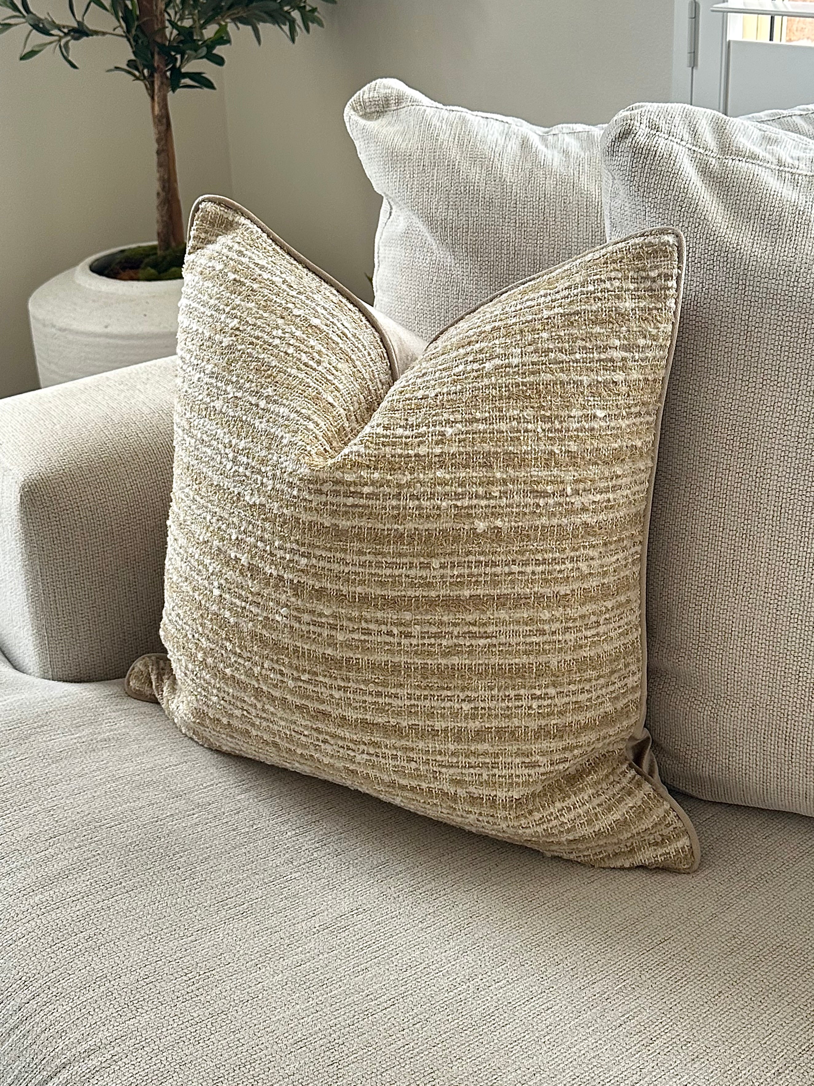 Oasis Cushion