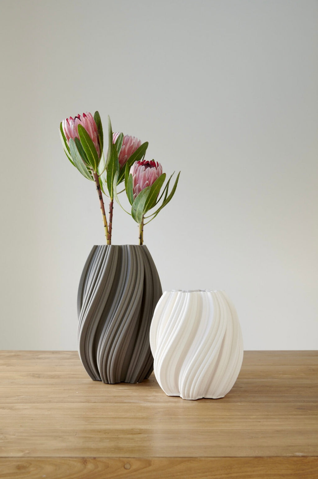 EMMA WHITE VASE 21CM