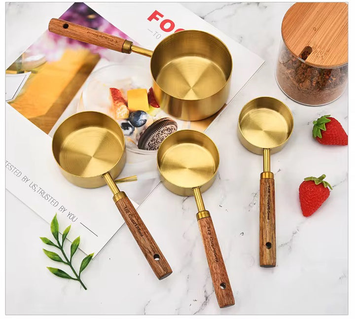 Golden Oak Wood Measuring Cups
