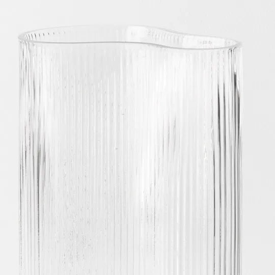 Curved ripple vase