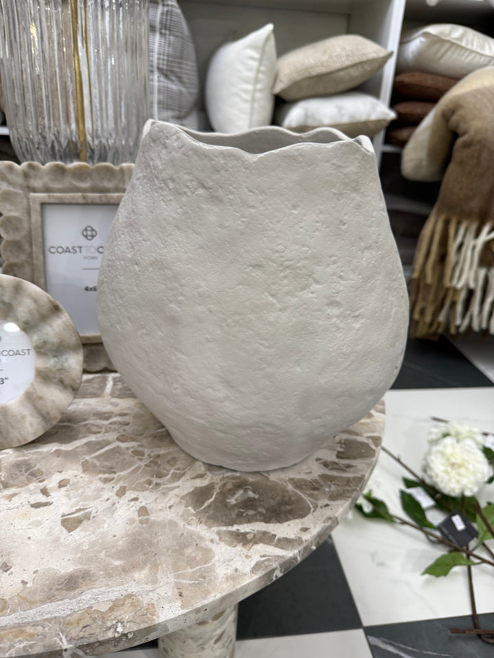 Kristen Vase