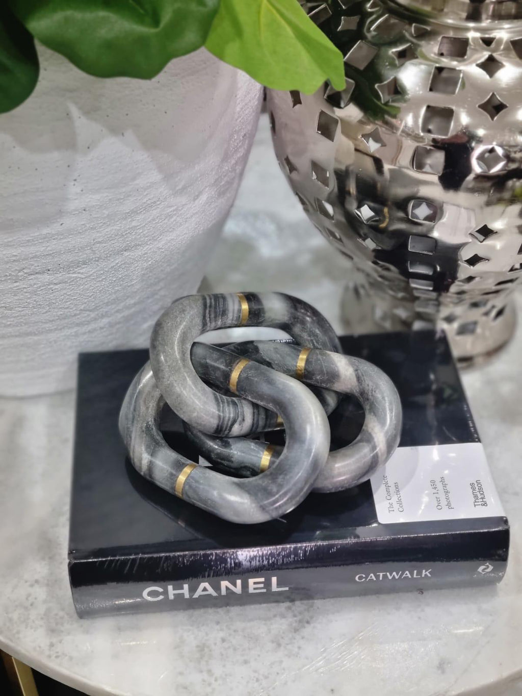 Black and grey Marble Decor Chain