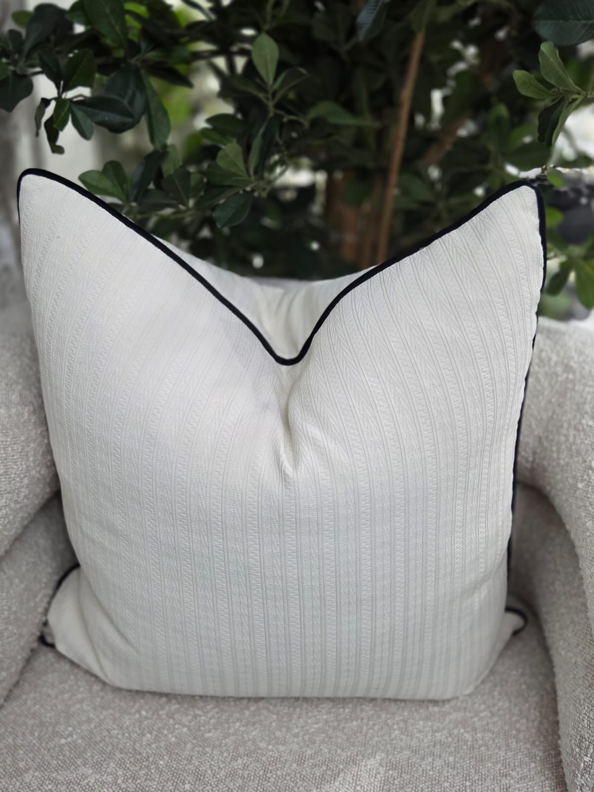Maison Nior Cushion